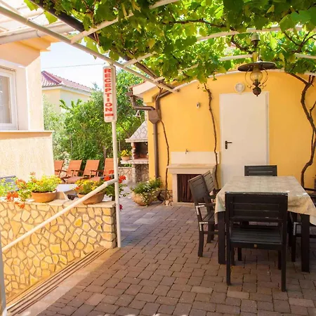 Apartment In Silo/insel Krk 13482 Silo (Krk)